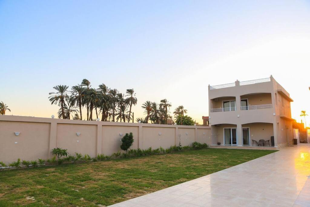 Royal Nile Villa - Nile View Apartment 1 Луксор Экстерьер фото