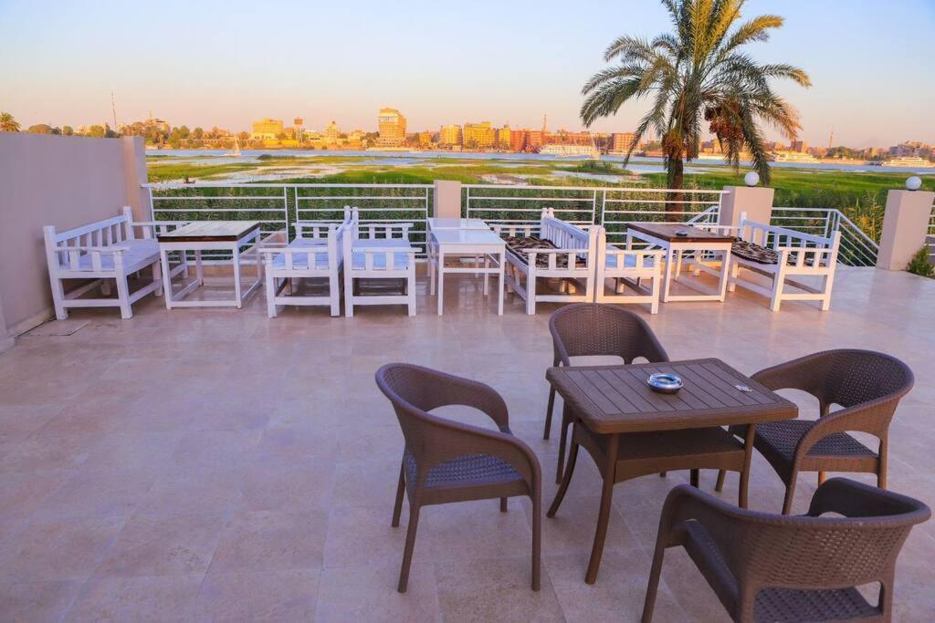 Royal Nile Villa - Nile View Apartment 1 Луксор Экстерьер фото